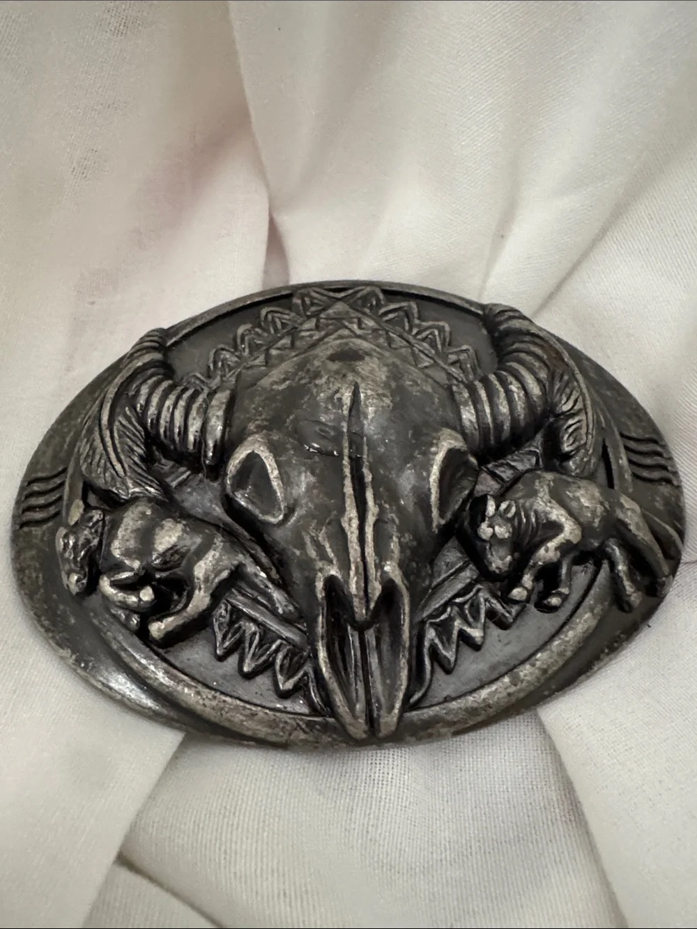 Vintage buffalo skull belt buckle